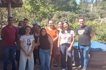 Equipe Volante do CRAS Jardim Maringá promove ação especial no Bairro Faxinal