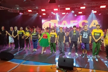 Prefeitura de Itapeva prestigia o “Festival do Código de Honra” no ginásio da CCE