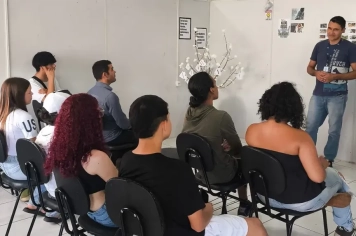 Itapeva promove ação de conscientização contra o uso de álcool e drogas para jovens