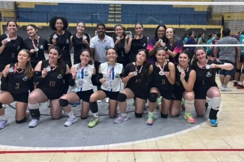 Itapeva é vice-campeã da Taça Ouro da Liga de Voleibol de Sorocaba e Região
