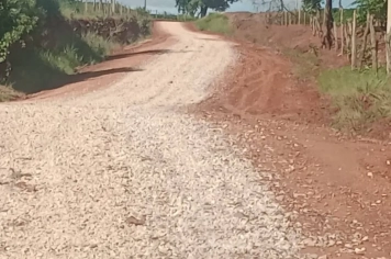 Desenvolvimento Rural e Infraestrutura realiza os serviços de manutenção das estradas rurais do Bairro da Conquista