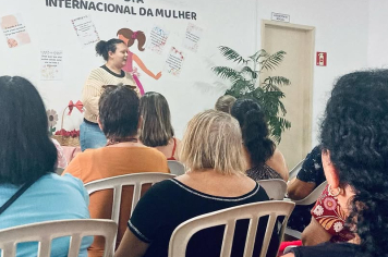  Idosas assistidas pelo Desenvolvimento Social participam de ação voltada às mulheres