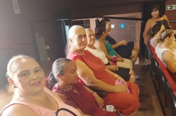 Idosas do CRAS Santa Maria participam de palestra sobre Direitos das Mulheres