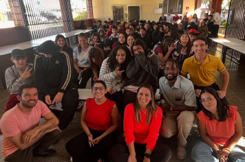 Alunos da Escola Municipal do Bairro Santa Maria participam de conscientização