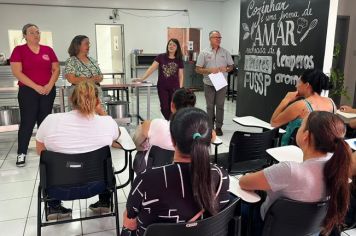 Alunos iniciam em curso profissionalizante de Confeitaria