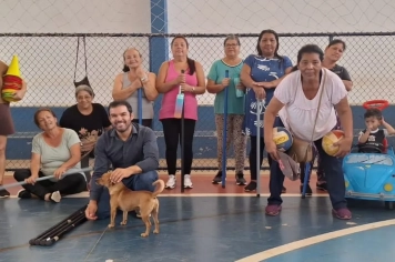 Idosos assistidos pelo CRAS Morada do Bosque participam de atividades físicas monitoradas