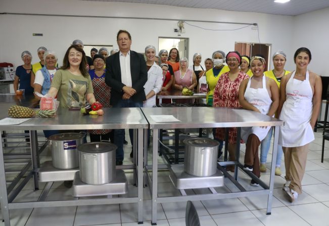 Alunos iniciam no curso profissionalizante gratuito de Aproveitamento de Alimentos