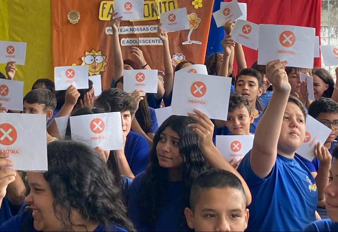 Escola Raphael Fabri Netto participa de campanha de combate ao abuso e à exploração sexual