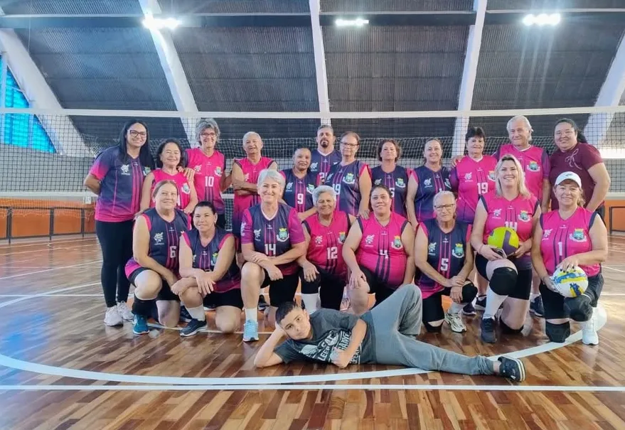 Itapeva conquista 1º e 3º lugar em Festival de Voleibol Adaptado Misto em Apiaí