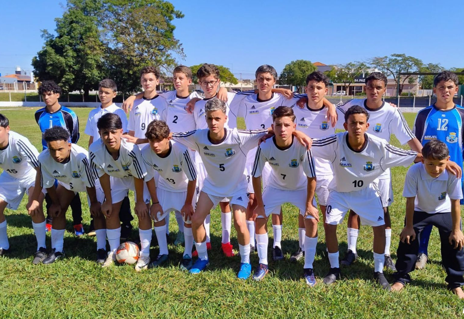 Itapeva marca presença em competição intermunicipal de futebol