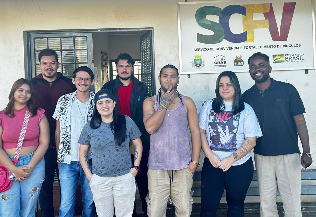 Prefeitura promove roda de conversa entre artistas locais e jovens do CRAS Santa Maria