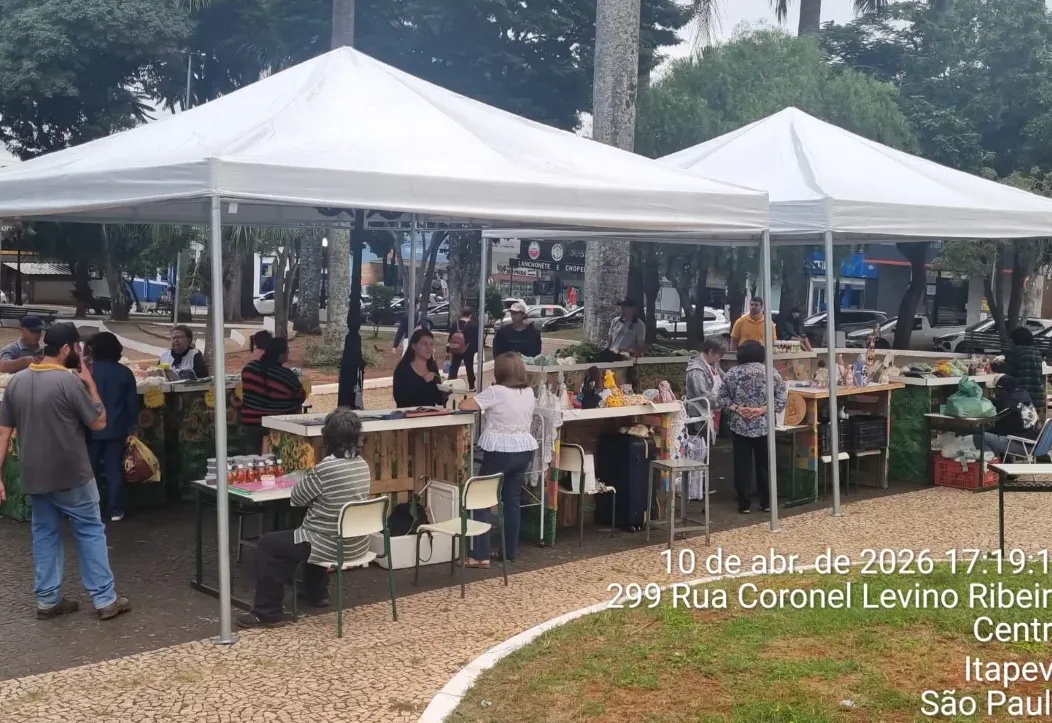 Feira da Agricultura Familiar atrai grande público e consolida sucesso na Praça Anchieta