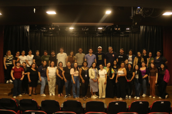 Escola de Administração e Contas Públicas de Itapeva realiza curso de capacitação para servidores iniciantes no serviço público no Teatro de Bolso