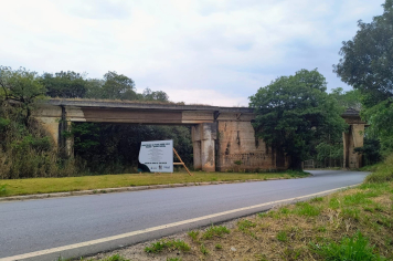Ponte do bairro Faxinal está em obras