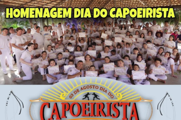 Evento em homenagem ao Dia do Capoeirista acontece na Praça Anchieta
