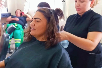 Profissionais da Limpeza participam de Dia de Beleza no Fundo Social