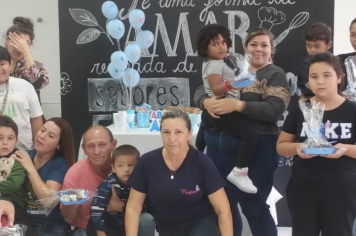 Crianças com TEA participam de Oficina de decoração de Ovos de Páscoa