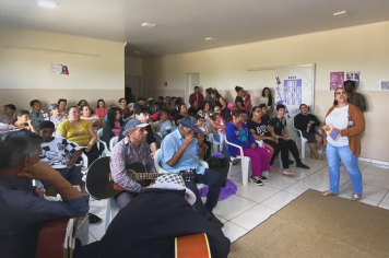 Prefeitura promove ação do Agosto Lilás no CRAS Santa Maria