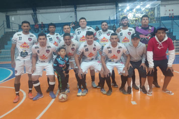 Muitos gols marcam a abertura do Torneio Aberto de Futsal Região dos Minérios no ginásio da CCE