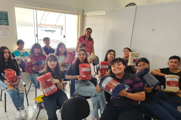 Doação de cobertores para os jovens da Casa do Adolescente é realizada