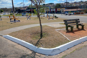 Prefeitura realiza manutenção na Praça de Eventos Zico Campolim