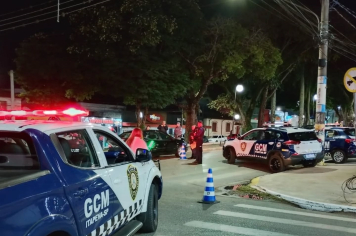 Ação de fiscalização viária é realizada para coibir o consumo de álcool por motoristas