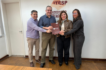 Prefeitura firma convênio com ITESP, que irá beneficiar 1000 famílias com a regularização fundiária de 1.200 imóveis no município