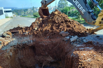 Secretaria de Obras e Serviços realiza os trabalhos de manutenção corretiva da galeria de águas pluviais na Avenida Gastão de Mesquita Filho