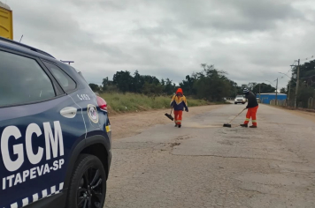 Operação tapa-buracos é realizada no Anel Viário Mario Covas