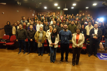 Escola de Administração e Contas Públicas realiza curso sobre atendimento com empatia para servidores públicos municipais