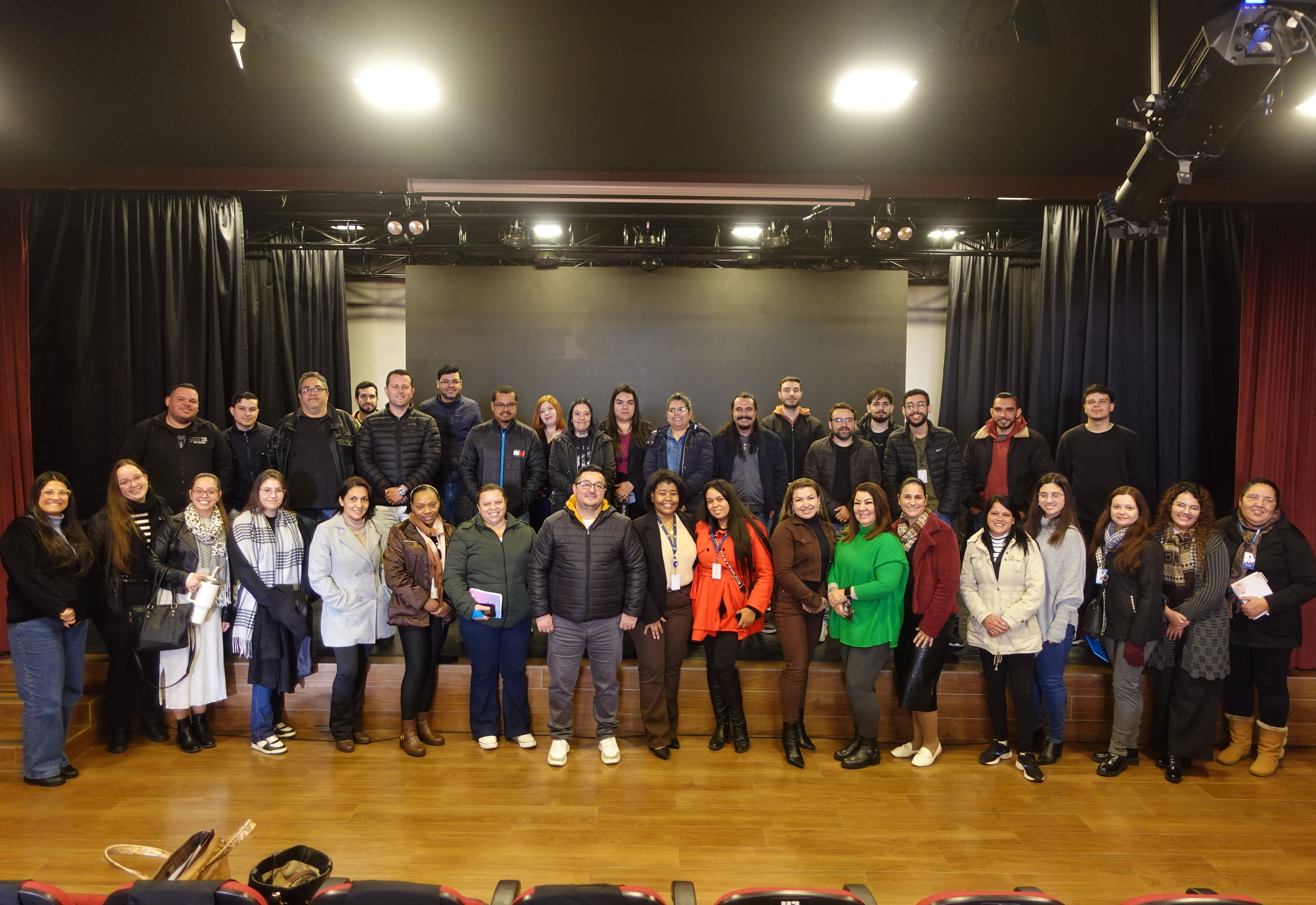 Escola de Administração e Contas Públicas realiza curso sobre governança nas contratações públicas