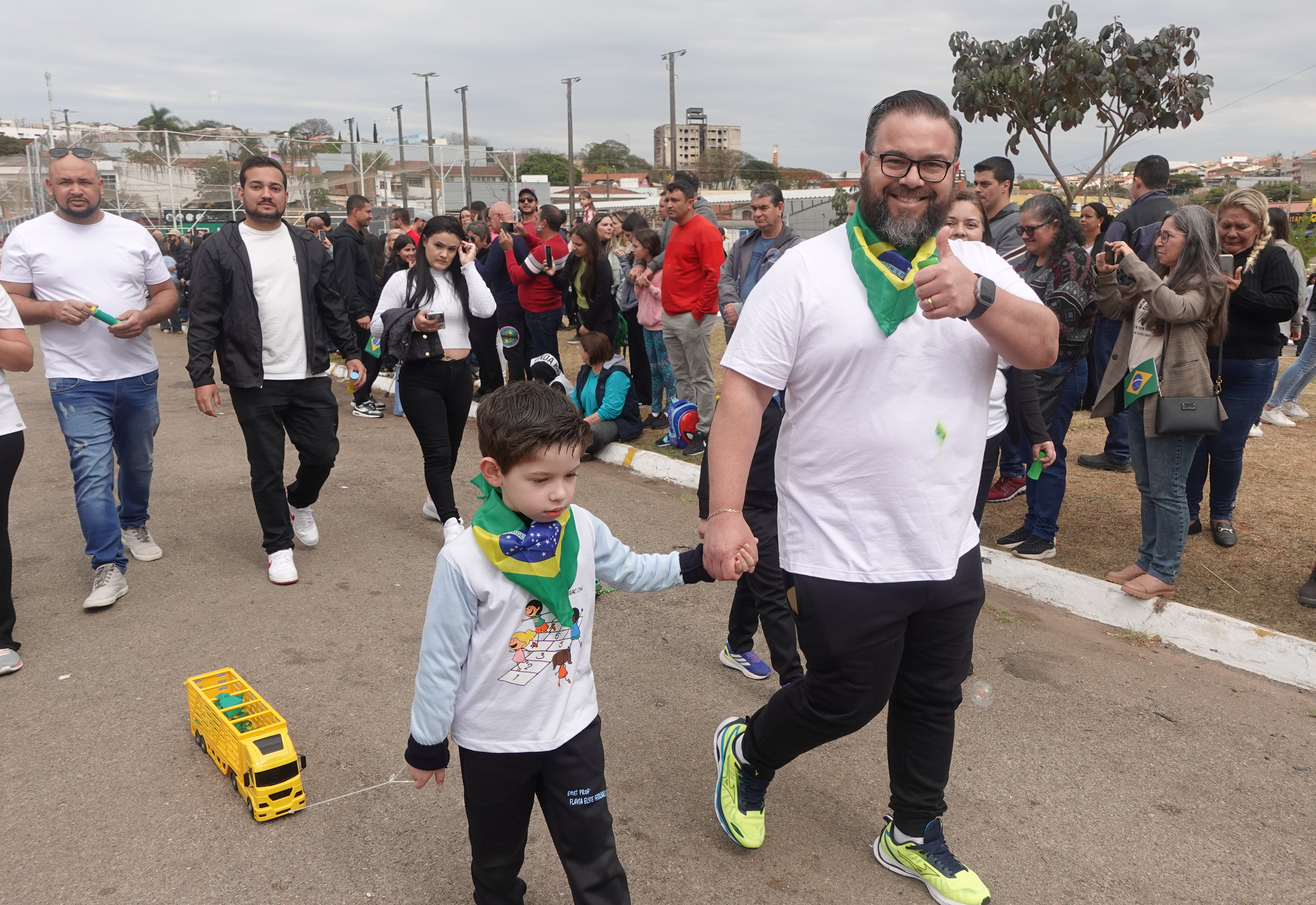 Vídeo do Desfile Cívico de 7 de Setembro mostra mais detalhes do evento 