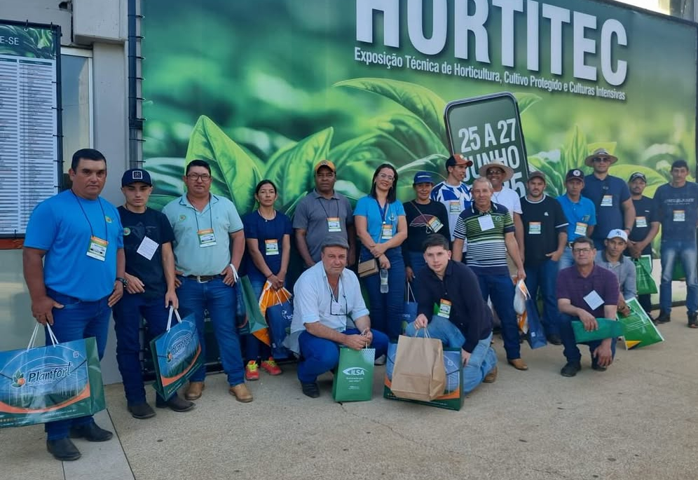 Profissionais da Agricultura Municipal participam de evento em Holambra-SP