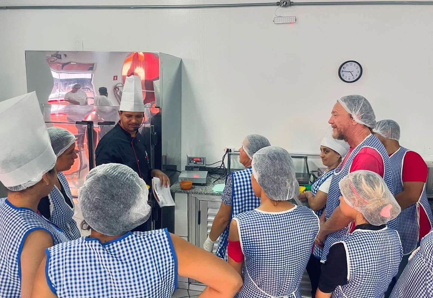 Curso profissionalizante de gastronomia é realizado no Fundo Social de Itapeva