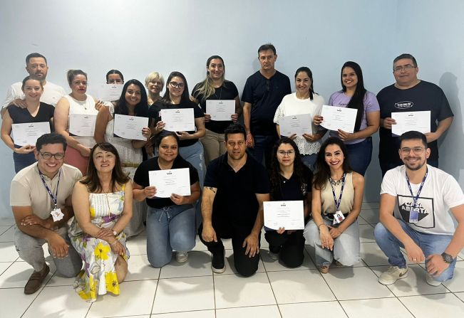 Alunos se qualificam em curso profissionalizante gastronômico