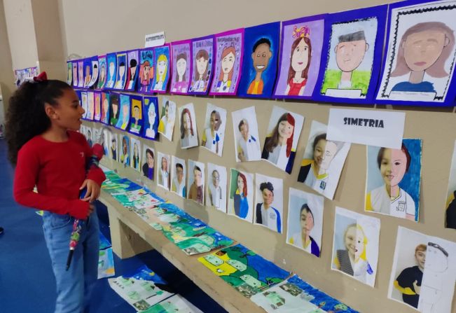 Evento de encerramento de ano letivo envolve os estudantes na produção de expressões artísticas