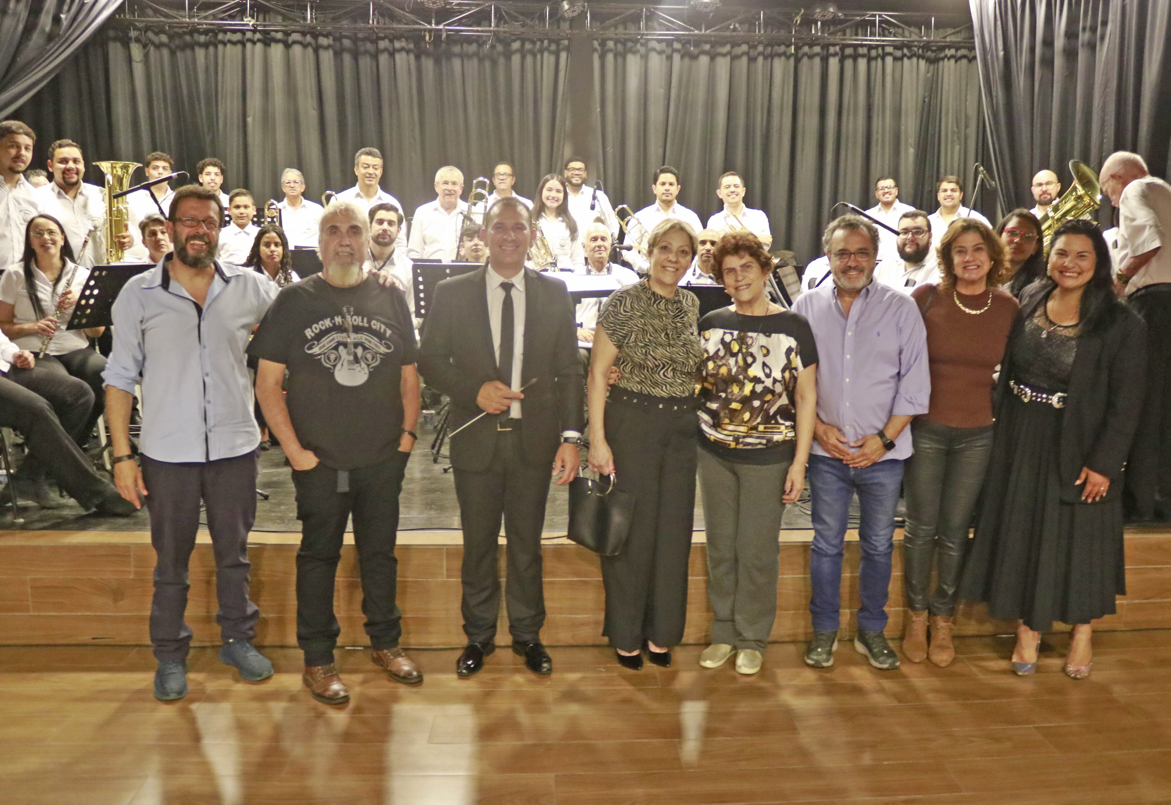 Aniversário de Itapeva recebe noite memorável com apresentação da Lira Itapevense