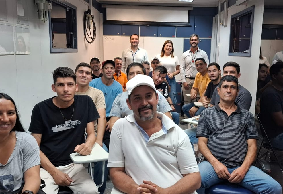 Sebrae-SP e Fundo Social formam 32 alunos em curso de polimento automotivo em Itapeva